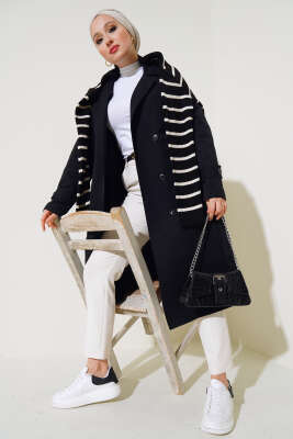 Pazarium - Kruvaze Yaka Kuşaklı Düğmeli Trençkot Siyah