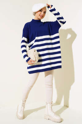 Yarım Boğazlı Çizgili Salaş Triko Tunik Lacivert - Thumbnail