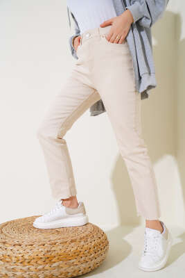 Lazer Dar Paça Mom Jean Pantolon Bej - Thumbnail