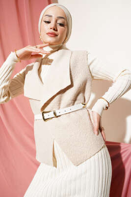 Kısa Buklet Yelek Bej - Thumbnail