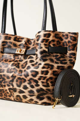 Kemer Detaylı Omuz Çantası Leopar Siyah - Thumbnail