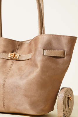 Kemer Detaylı Omuz Çantası Vizon - Thumbnail