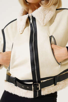 İçi Kürklü Deri Kısa Mont Krem - Thumbnail