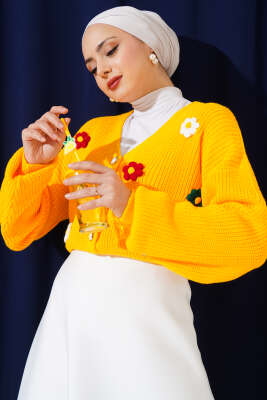 Çiçekli Kısa Triko Hırka Hardal - Thumbnail