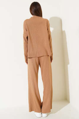 Kol Düğme Detaylı Triko İkili Takım Bisküvi - Thumbnail