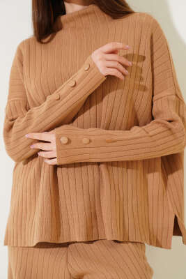 Kol Düğme Detaylı Triko İkili Takım Bisküvi - Thumbnail