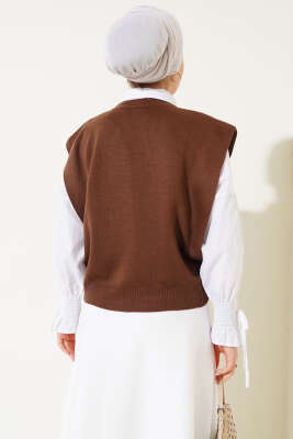 Önü İncili Triko Kısa Süveter Kahve - Thumbnail