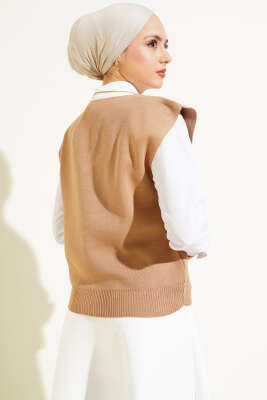 V Yaka Kısa Triko Süveter Büsküvi - Thumbnail