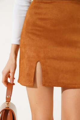 Yırtmaçlı Süet Mini Etek Taba - Thumbnail
