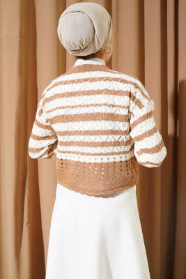 Çizgili Delikli Triko Kazak Büsküvi - Thumbnail
