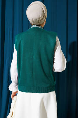 Önü Düğmeli Triko Yelek Zümrüt - Thumbnail