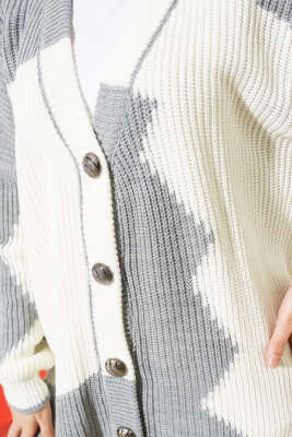 Çift Renkli Salaş Triko Hırka Gri Ekru - Thumbnail