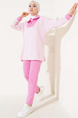 Pazarium - Çizgili Yakası Yarım Fermuarlı İkili Takım Pembe