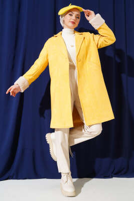 Pazarium - Kolu Peluş Zigzag Desen Kaşe Kaban Hardal