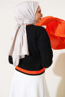 Yaka Renkli Kazak Siyah - Thumbnail