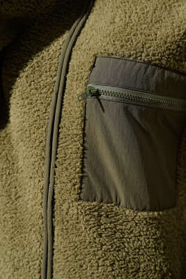 Göğüs Cepli Peluş Hırka Haki - Thumbnail