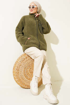 Göğüs Cepli Peluş Hırka Haki - Thumbnail