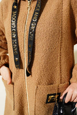 Kapüşonlu Fermuarlı Buklet Kaban Camel - Thumbnail