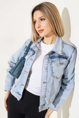 Metal Düğmeli Cepli Kısa Kot Ceket Buz Mavisi - Thumbnail