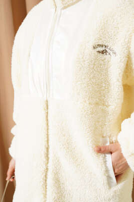 Cepli Fermuarlı Peluş Mont Ekru - Thumbnail