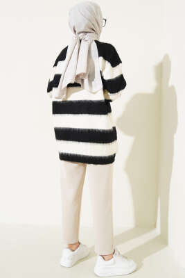 Yatay Çizgili Yumoş Triko Tunik Siyah - Thumbnail