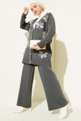 Çiçekli Taşlı Hırkalı Triko İkili Takım Nefti - Thumbnail