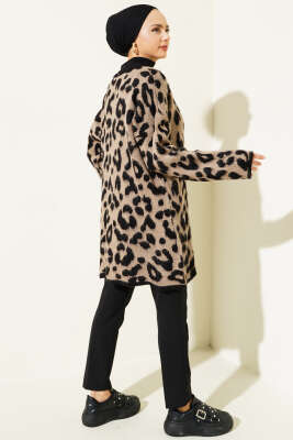 	 Gold Düğmeli Leopar Desen Triko Hırka Vizon - Thumbnail
