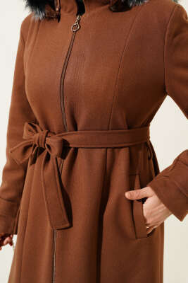 Kapüşonu Kürklü Fermuarlı Uzun Kaşe Kaban Kahve - Thumbnail