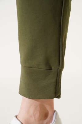 Bel Lastikli Dar Paça Basic Pantolon Haki - Thumbnail