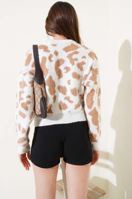 Leopar Desenli Crop Triko Kazak Kemik - Thumbnail