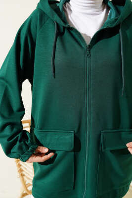 Kapüşonlu Çift Cep Kapaklı Hırka Zümrüt - Thumbnail