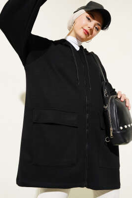 Kapüşonlu Çift Cep Kapaklı Hırka Siyah - Thumbnail