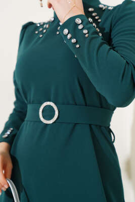 Taşlı Kemer Tokalı Elbise Zümrüt - Thumbnail