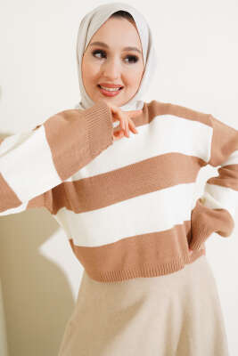 Kalın Çizgili Triko Crop Kazak Büsküvi - Thumbnail