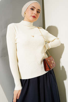 Dik Yaka Büzgülü Triko Kazak Vanilya - Thumbnail