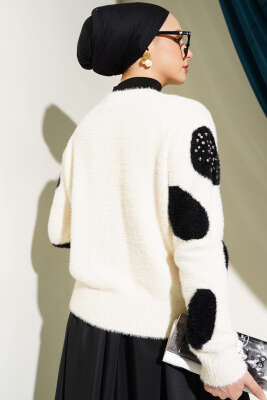 Dalmaçya Desen İncili Kısa Triko Hırka Krem - Thumbnail