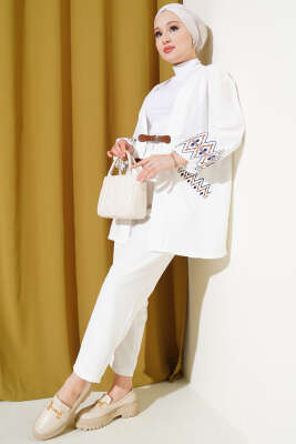Kemer Bağlamalı Nakışlı Kimono Beyaz - Thumbnail