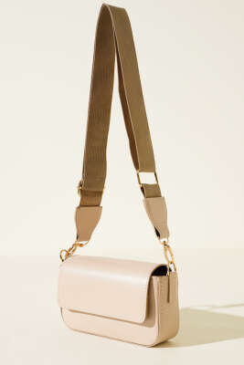 Pazarium - Tek Gözlü Mıknatıslı Kol Çantası Bej