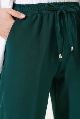 Beli Lastikli Dar Paça Pantolon Zümrüt Yeşili - Thumbnail