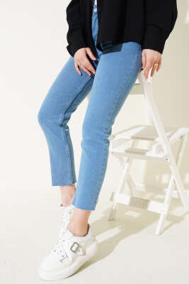 Pazarium - Boru Paça Sökük Jean Pantolon Mavi