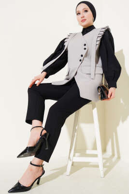 Omuz Pileli Cep Kapaklı Yelek Gri - Thumbnail