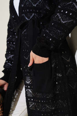 Zikzak Desenli Delikli Kuşaklı Triko Hırka Siyah - Thumbnail