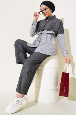 Pazarium - Metal Düğmeli Çizgi Garnili İkili Takım Füme