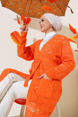 Pazarium - Zikzak Desenli Delikli Kuşaklı Triko Hırka Oranj