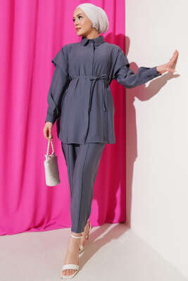 Önü Dik Pileli İp Bağcıklı İkili Takım Füme - Thumbnail