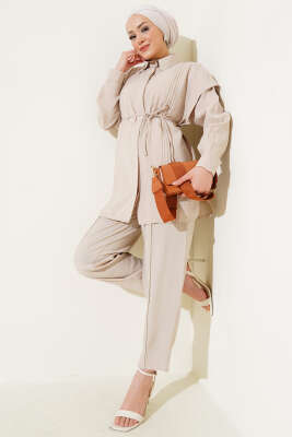 Önü Dik Pileli İp Bağcıklı İkili Takım Bej - Thumbnail