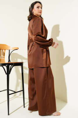 Yakası Taşlı Kuşaklı Saten İkili Takım Kahve - Thumbnail