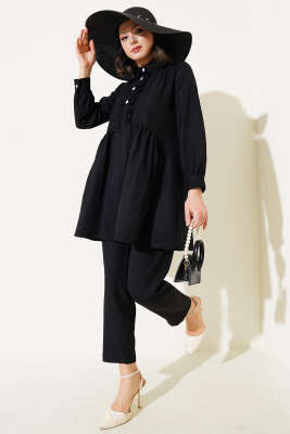 Pazarium - Önü Düğmeli Fırfırlı İkili Takım Siyah