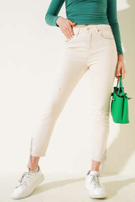 Pazarium - Kesik Paça Püskül Taşlı Kot Pantolon Bej