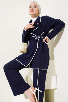 Çiçek Aksesuarlı Biyeli İkili Takım Lacivert - Thumbnail